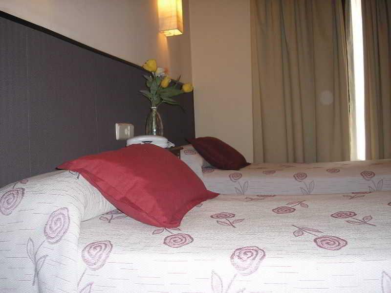 Hostal Alfonso XII By Toledo Ap מראה חיצוני תמונה