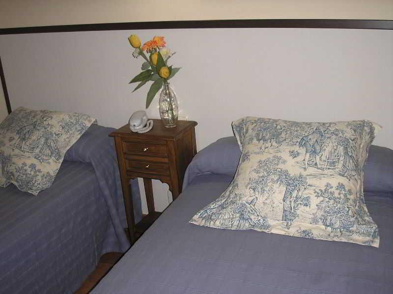 Hostal Alfonso XII By Toledo Ap מראה חיצוני תמונה